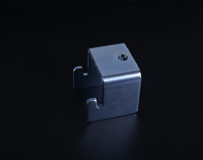 Custom stamping parts with blue zinc plating