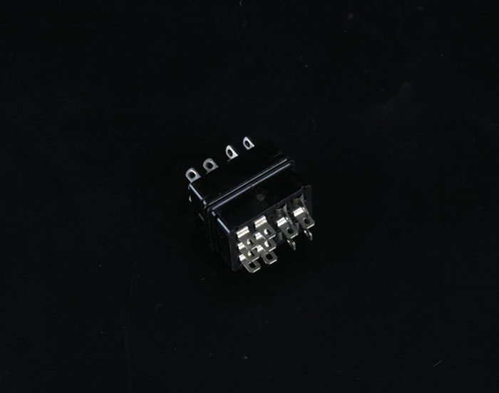 Custom contactor terminals